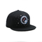 Özel Nakış Logo Düz Kenarlı Yapılandırılmamış 6 Panel Şapka Pamuklu Çıtçıtlı Şapkalar Yapılandırılmamış Düz Kenarlı Çıtçıtlı Kapaklar