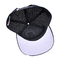 Siyah 6 Panel Snapback Şapka Yapılandırılmış İnşaat Özel Kauçuk Patch Logo Arka 4 Panel Lazer Delikleri