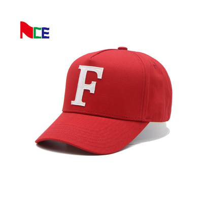 Klasik Kavisli Vizör Beş Panelli 4 Delikli Beyzbol Şapkası Kırmızı