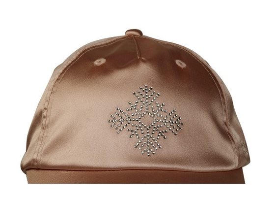 High-End ACE 5 Panel Beyzbol Şapkası Şık Saten Kumaş Düz Renk Taklidi Yama Logosu