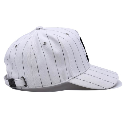 Ürün adı ile logo nakışlı yapılandırılmamış 5 panel beyzbol şapkası
