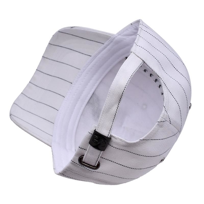 Ürün adı ile logo nakışlı yapılandırılmamış 5 panel beyzbol şapkası