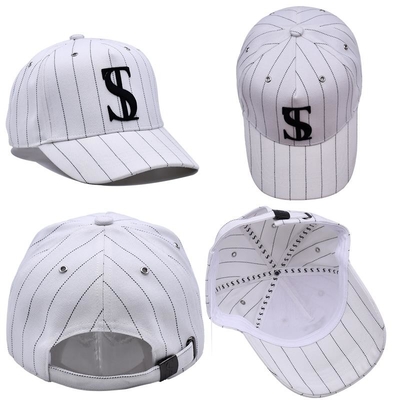 Ürün adı ile logo nakışlı yapılandırılmamış 5 panel beyzbol şapkası