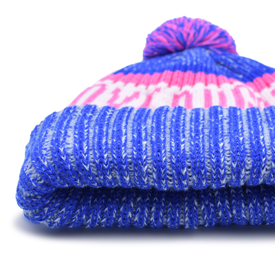 100% Akrilik Pom Tricked Moda Beanie Şapka Özel OEM Jacquard Logo