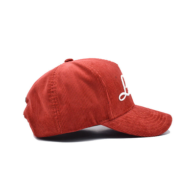 Düzenlenebilir Kemer 5 Panel Beyzbol Başlığı Güçlendirilmiş Dikişlerle Ve Eğilmiş Vizörle