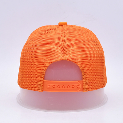 Unisex 5 Panel Trucker Cap Özel 3d nakışlı Eğri Kenar Saten Dökme Turuncu Ağı Çapkalar