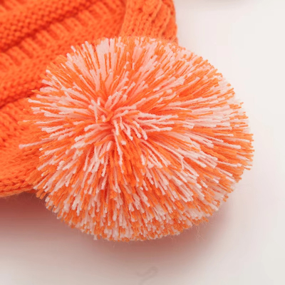 Sonbahar Kış Şapkası Eşleşen Dikiş Başlık Skully Modası Sıcak Pompom Pürü Pom Pom Pom Kadınlar İçin Çift Renkli Moda Başlık