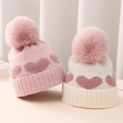 2024 Yeni Sonbahar Kış Bebek örgü şapkalar Kızlar Akrilik Bilayer Sıcak Bebek Beanie Tatlı Kalp Yeni Doğan Şapka