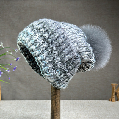 Kadınlar Yeni Yün Tavşan Kürk Kürk Pompom Şapka Yağlı Boyama Tarzı Dışarıda Sıcak Skullies Beanie Kış Şapkası