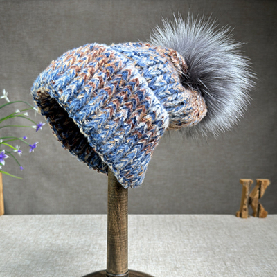 Kadınlar Yeni Yün Tavşan Kürk Kürk Pompom Şapka Yağlı Boyama Tarzı Dışarıda Sıcak Skullies Beanie Kış Şapkası