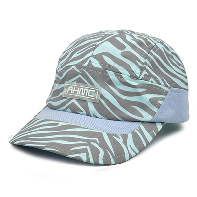 Açık hava ayarlanabilir beyzbol spor şapkası hafif yansıtıcı hızlı kurutma 5 panel spor şapkaları kemerli arka