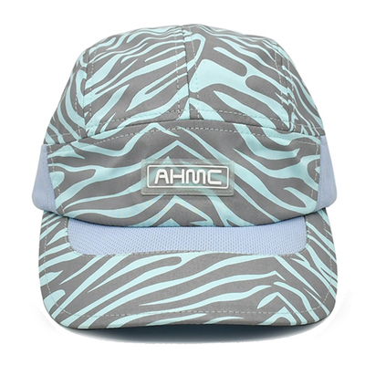 Açık hava ayarlanabilir beyzbol spor şapkası hafif yansıtıcı hızlı kurutma 5 panel spor şapkaları kemerli arka