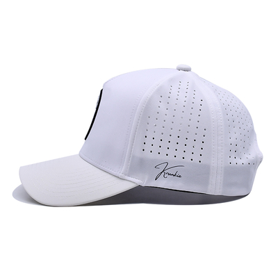 OEM Özel 5 Panelli Kauçuk Pvc Logo Lazer Kesim Delikli Delikli Spor Performans Baba Şapkası, Beyaz Su Geçirmez UV Dayanıklı Beyzbol Şapkası