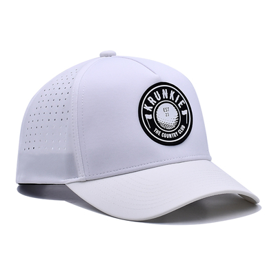 OEM Özel 5 Panelli Kauçuk Pvc Logo Lazer Kesim Delikli Delikli Spor Performans Baba Şapkası, Beyaz Su Geçirmez UV Dayanıklı Beyzbol Şapkası