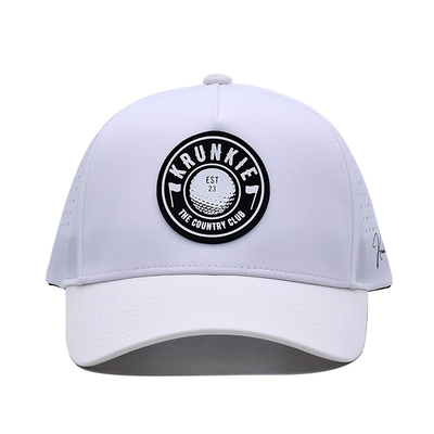 OEM Özel 5 Panelli Kauçuk Pvc Logo Lazer Kesim Delikli Delikli Spor Performans Baba Şapkası, Beyaz Su Geçirmez UV Dayanıklı Beyzbol Şapkası