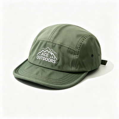 Düz kenarlı 5 panel camper şapkası, spor örgütlü terlik bandı ve ayarlanabilir kanca ve döngü kemeri